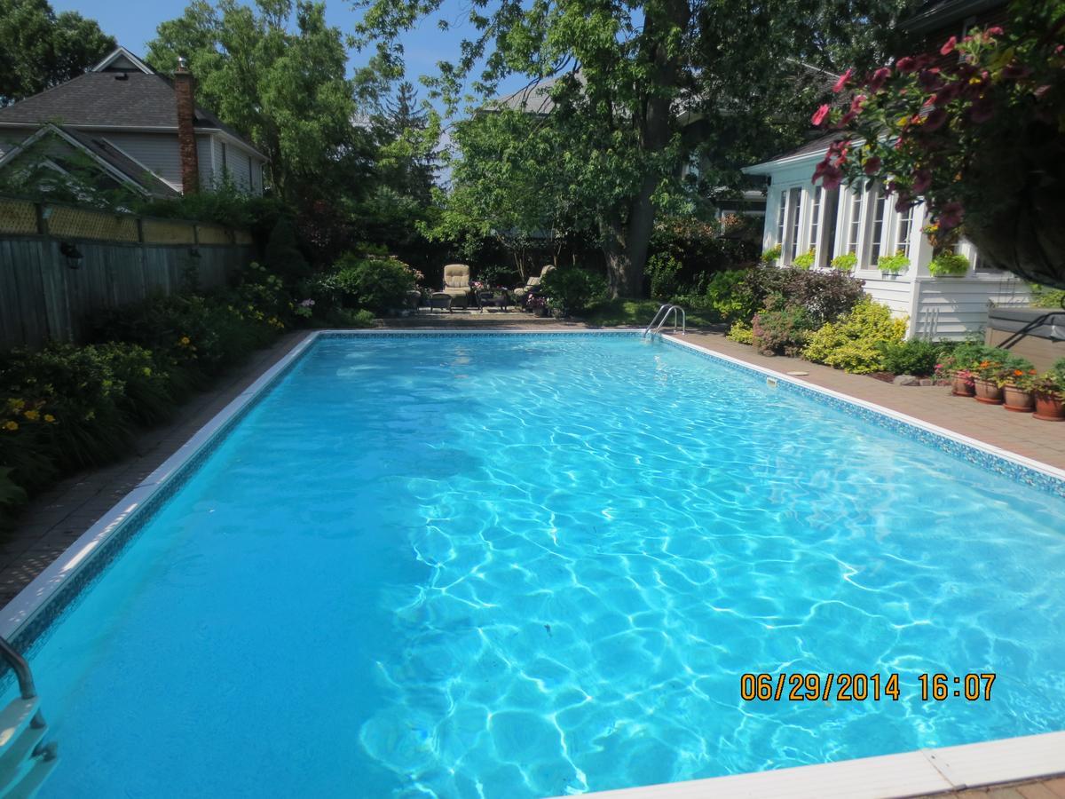 Robinsong Bed & Breakfast Thorold Dış mekan fotoğraf