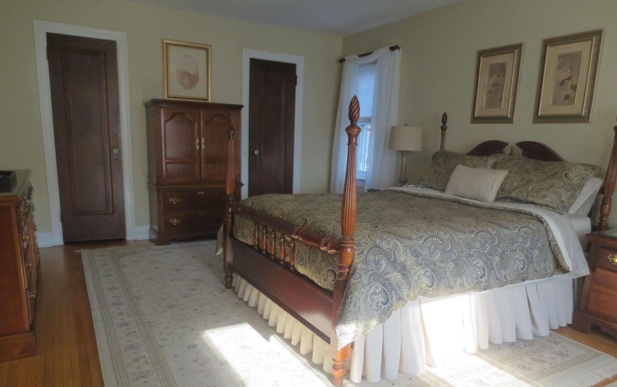 Robinsong Bed & Breakfast Thorold Dış mekan fotoğraf