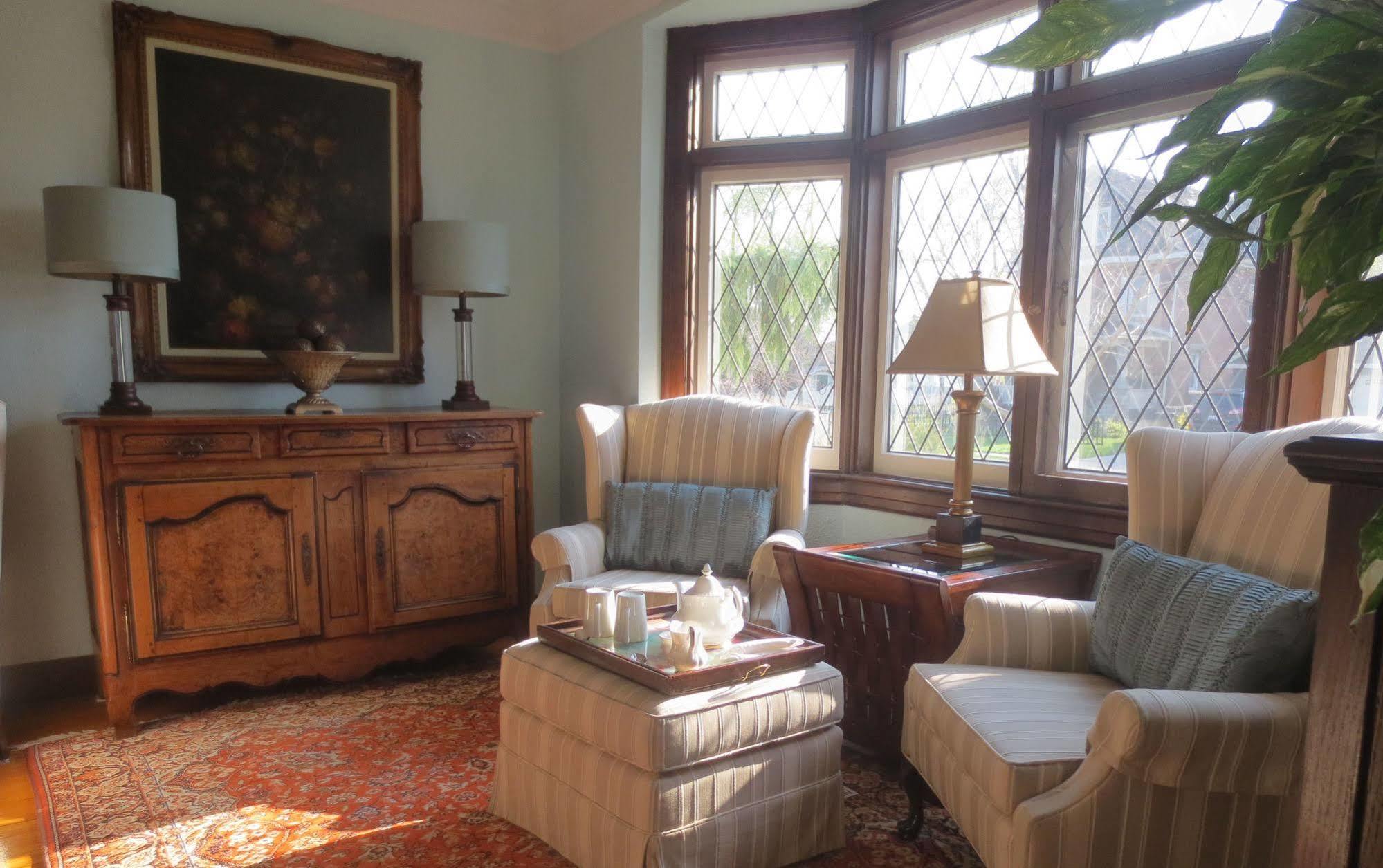 Robinsong Bed & Breakfast Thorold Dış mekan fotoğraf